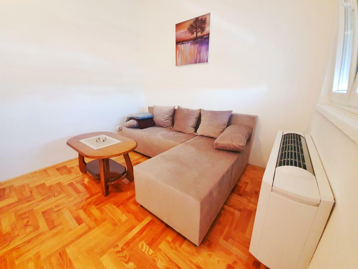 Apartman 44 Bijeljina Exterior foto